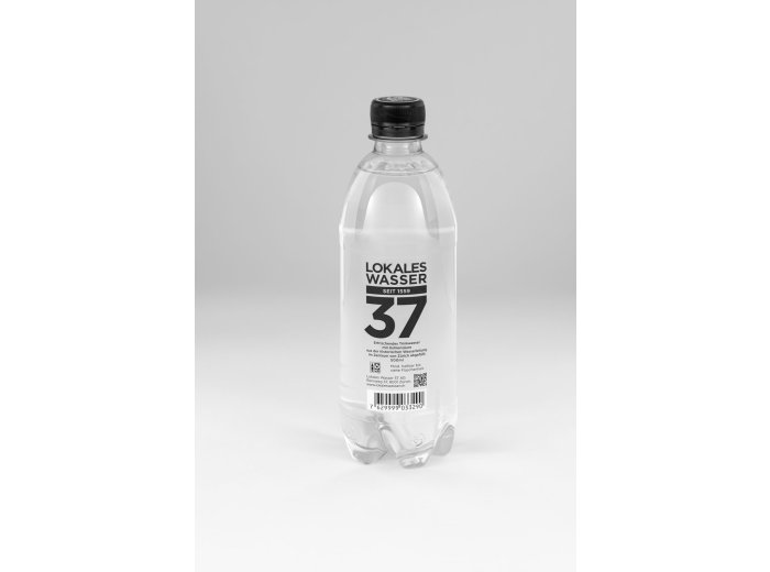 Lokales Wasser mit Co2 PET Tra 12x0.50l