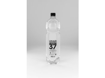 Lokales Wasser mit Co2 PET Tra 6x1.50l
